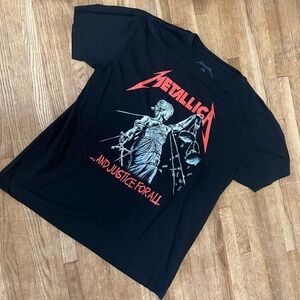 METALLICA MENS T-SHIRT